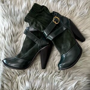 Marc Jacobs green scrunch booties